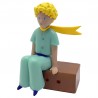 Plastoy - Figurine - 61054 - Le Petit Prince assis sur sa caisse