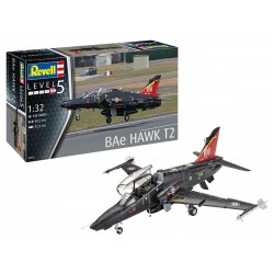 Revell - Maquette 1:32 - Avion de Chasse  - BAe Hawk T2 - (boîte endommagée)