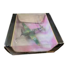 Maisto - Miniature 1:72 - Avion  - (boîte endommagée)